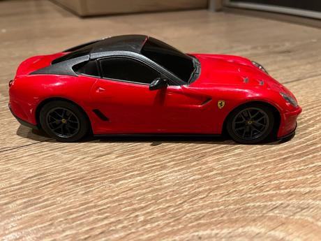 Ferrari na ovládanie, 