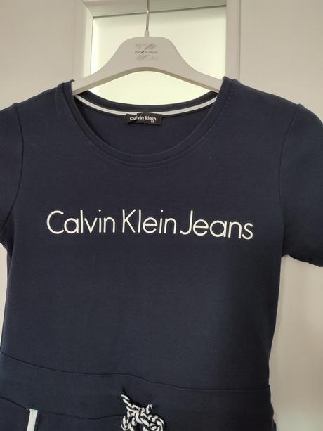 Športové šaty, 152