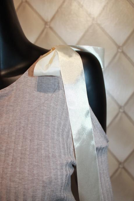 Sveter s mašľou, s