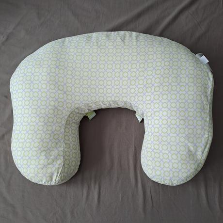 Vankúš na dojčenie, 