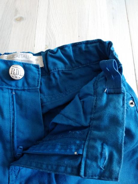 Kraťasy, piazza italia,128