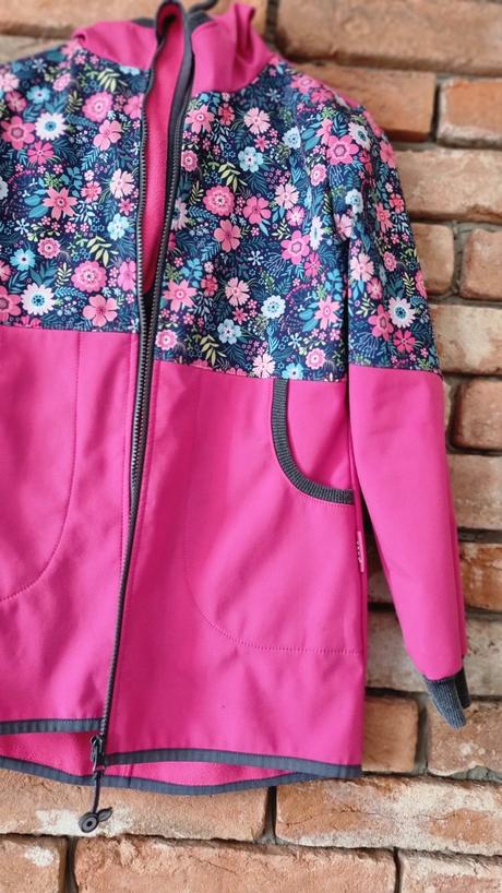 Dievčenská bunda, unuo,134