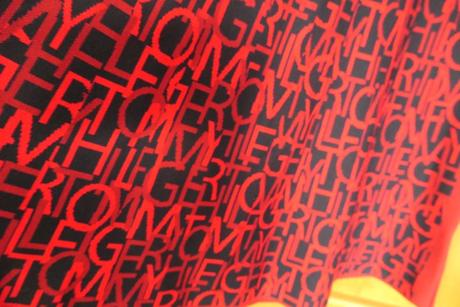 Tommy hilfiger icon cerveno cierne saty vel. l, tommy hilfiger,l