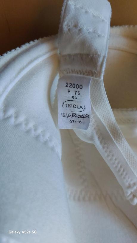 Podprsenka triola t-šev 75f (model 22000), triola,75f