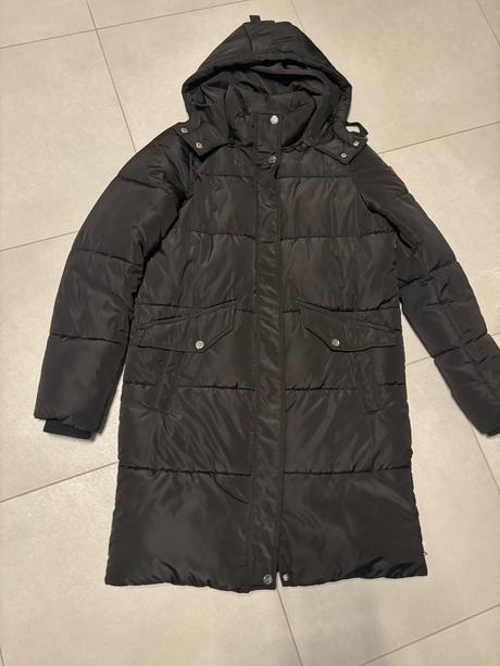 Dlhá čierna vetrovks, 36