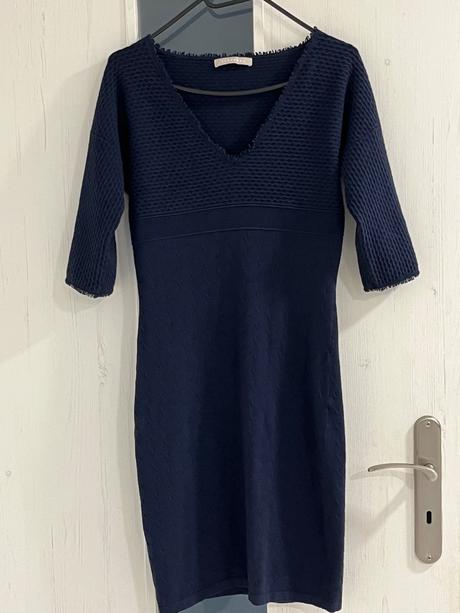 Talianske šaty zn. stefanel, 38