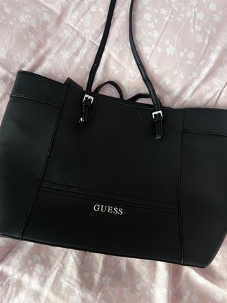 Čierna elegantná kožená kabelka, guess