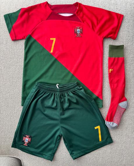 Ronaldo dres 8-11r, 140