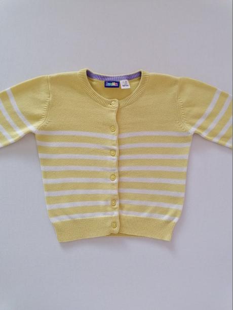 Svetrik 98/104 s gombikmi, lupilu,98