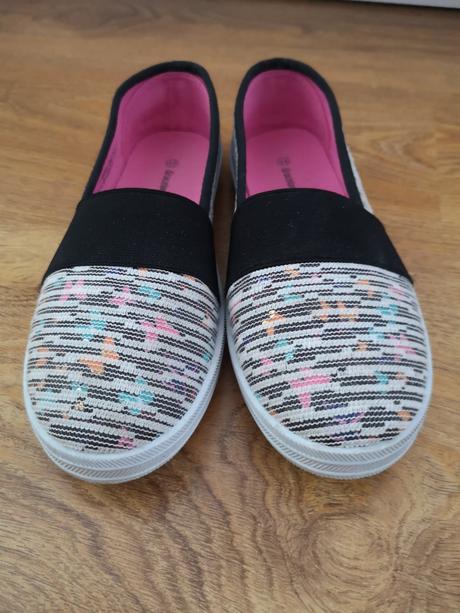 Plátenky, graceland,32