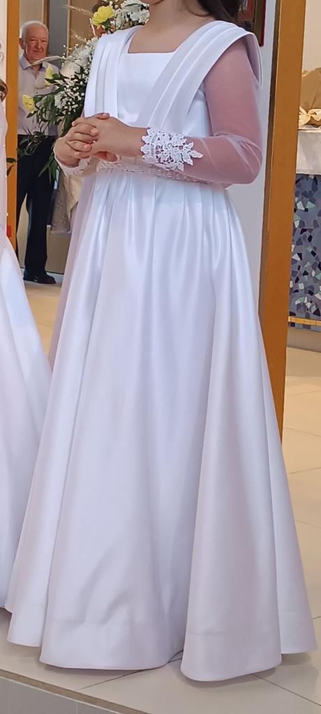 Šaty na 1. sv. prijímanie, 146