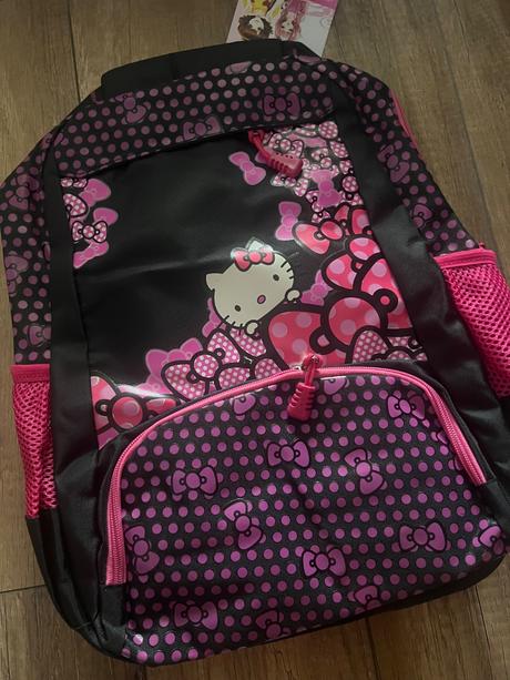 Ruksak hello kitty,