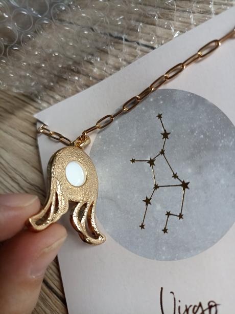 Náhrdelník so znamením - panna, avon