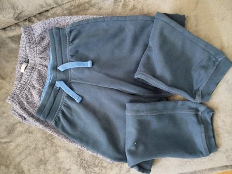 Tepláky, lupilu,122