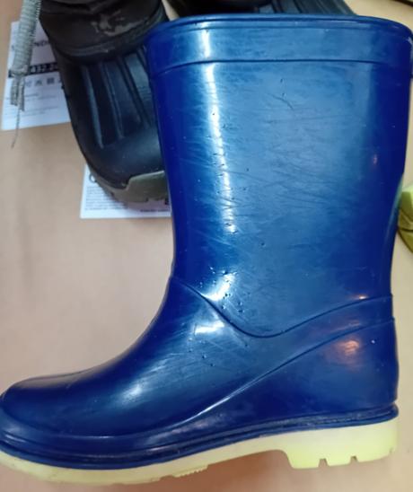 Chlapčenské gumáky, 27