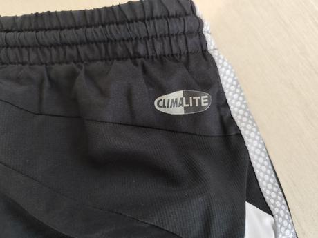 Predám 3/4 adidas kraťasy, adidas,l