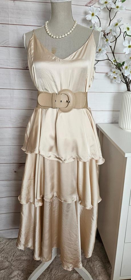 Krásne šaty gina, gina,42