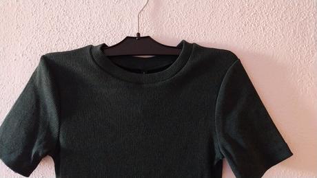 Tmavo zelené šaty zn. trendyol, s