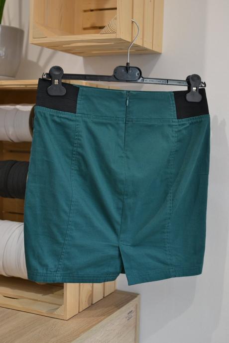 Smaragdová sukňa s, s