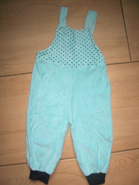 hrubšie tepláky, 68