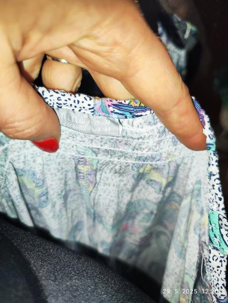 Blúzka trickova, 48