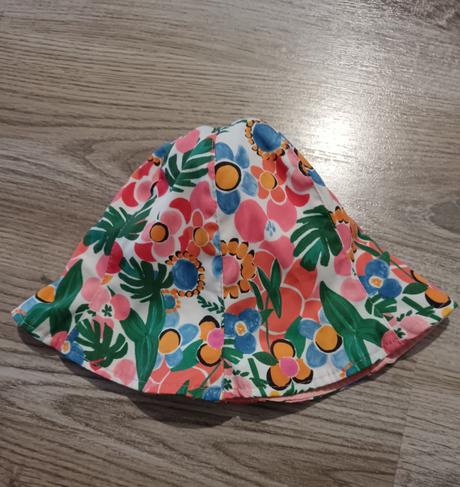 Klobúk, reserved,50