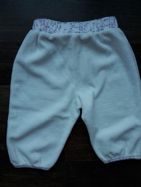 Teplučké nohavice, 68