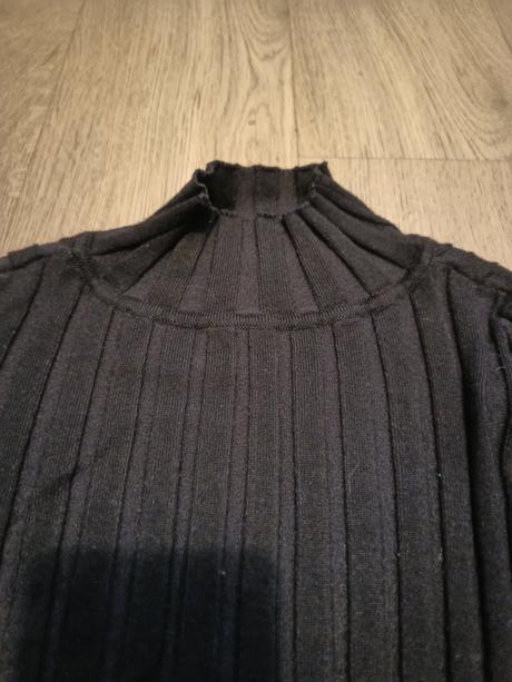 Rebrovaný rolák, reserved,128