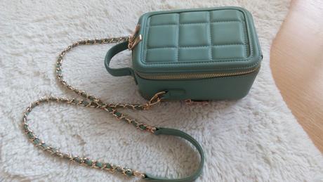 Kabelka crossbody, 