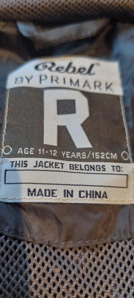 Ĺahučká bundička, rebel,152