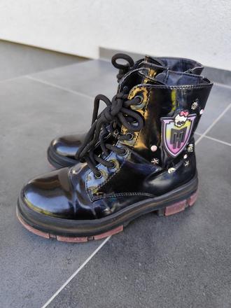 Dievcenske topanky c.31, reserved,31