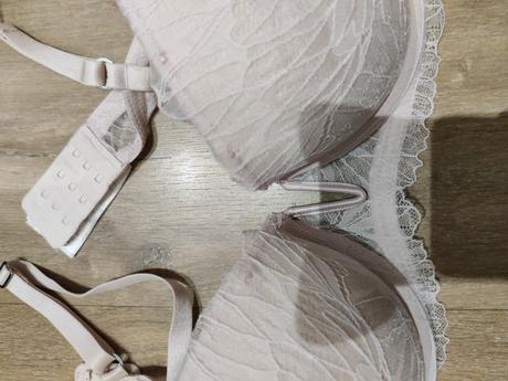 Ružová podprsenka, h&m,85c