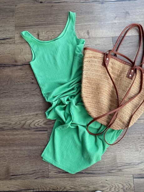 Zelene šaty l zn. pieces, xs