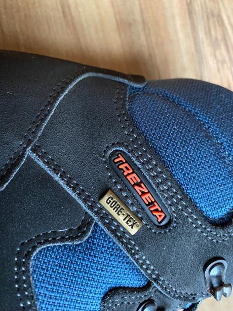 Turisticke topanky trezeta s gore texom, 39