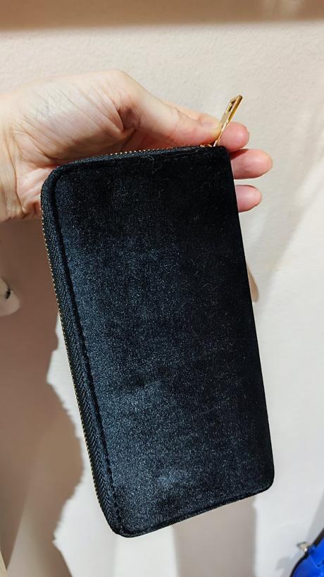 Zamatová peňaženka,