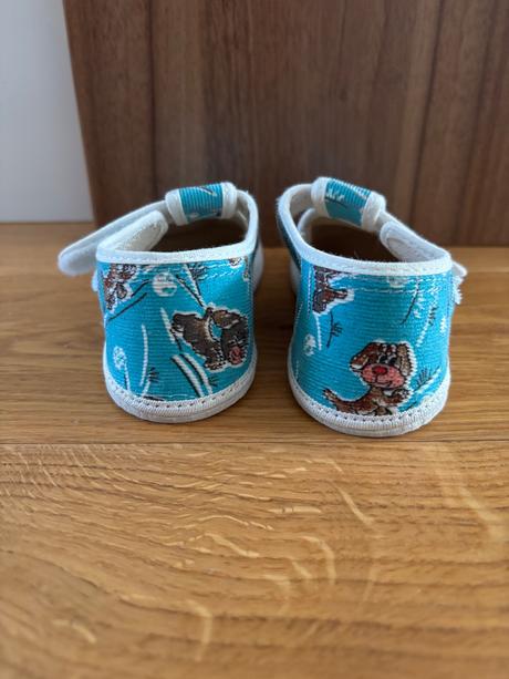 Chlapcenske papuce, 22