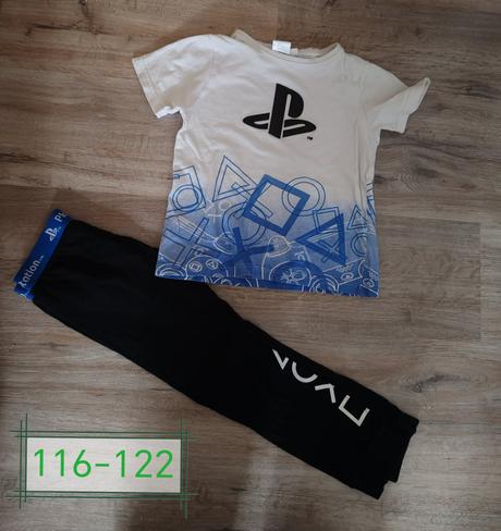 Pyžamo playstation, 116