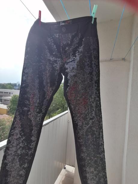 3x oblečené flitrované nohavice, fishbone,l