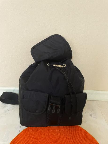 Kvalitný rupsak benetton, benetton