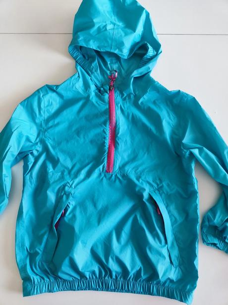 Tenká bunda, esprit,104