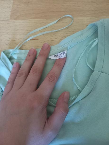 Dievčenské tričká, 152