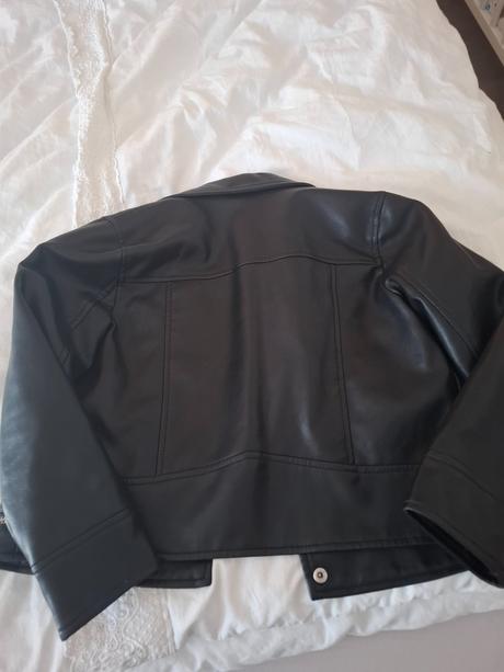 Zara kožená bunda, zara,122