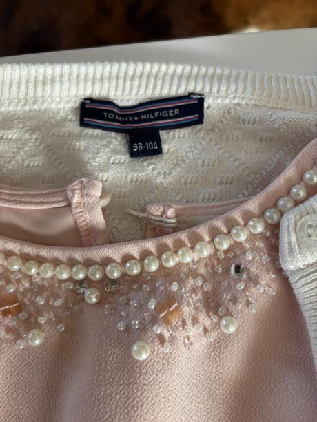 Sveter, tommy hilfiger,104