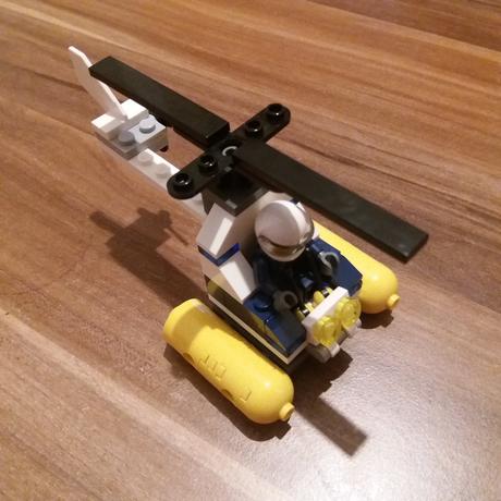 Vrtulnik lego city, 