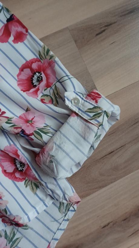 Kvetovaná blúzka, košeľa, stradivarius,s