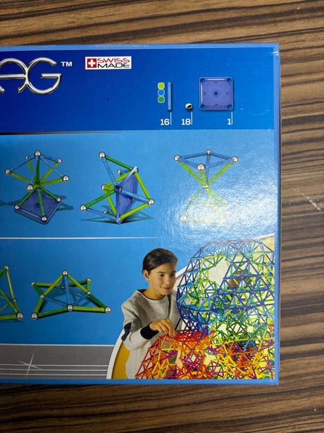 Geomag - magneticka stavebnica 32 kusov,