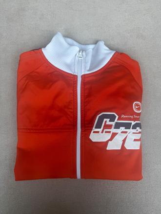 Mikina nike ktorá oživí každý outfit, nike,s