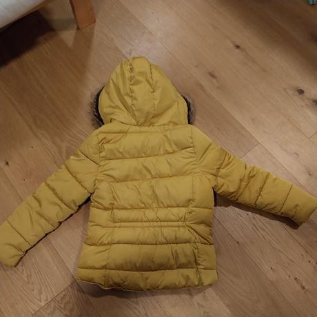 Predám dievčenskú zimnú bundu zn. zara veľ 152, zara,152
