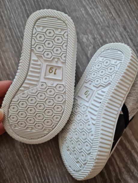 Mickey mouse topanky, 19