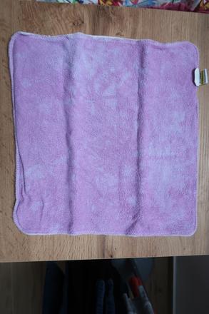 Fialový prefold, majab